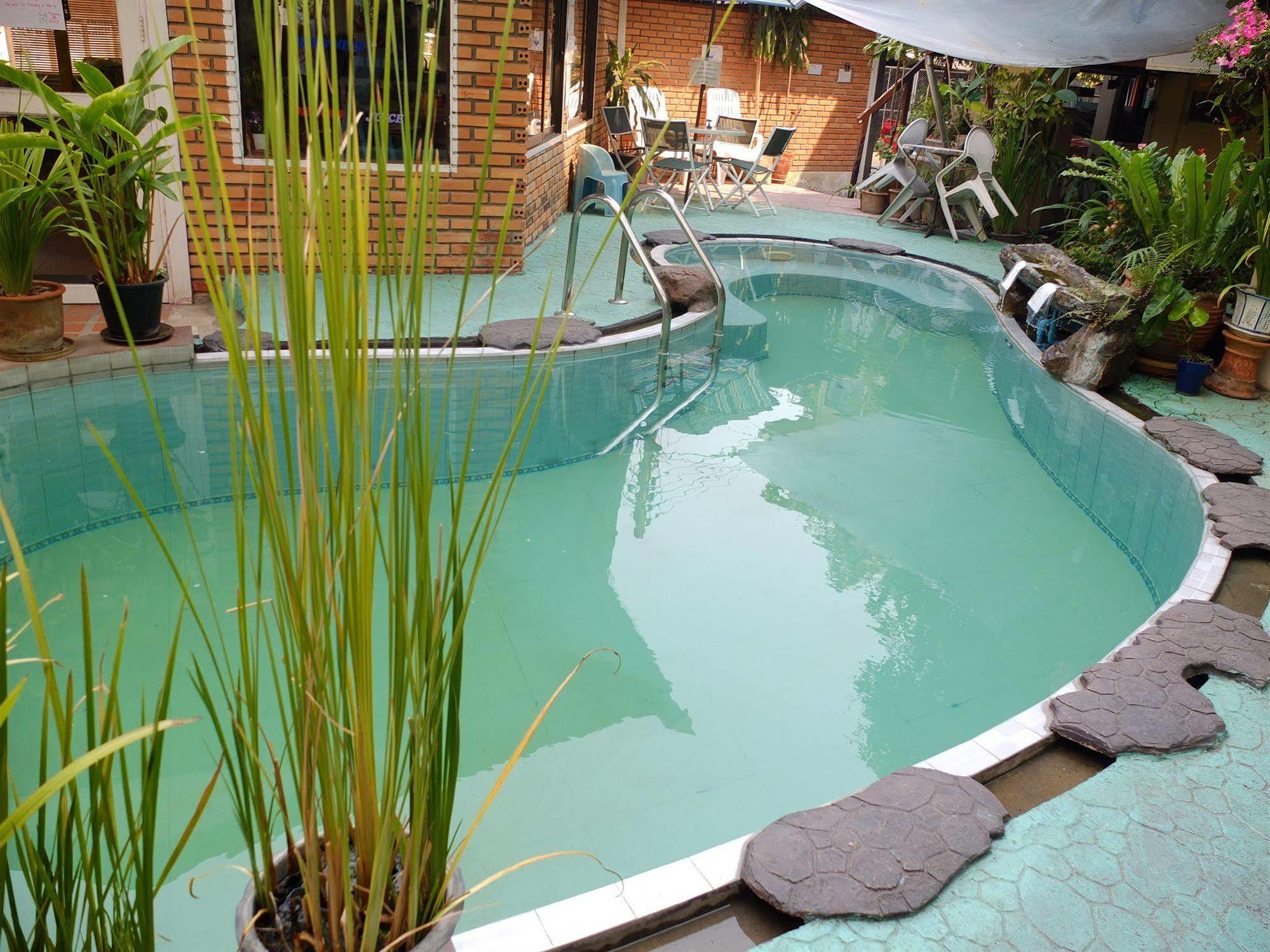 Boonmee Guest House Chiang Mai Eksteriør bilde